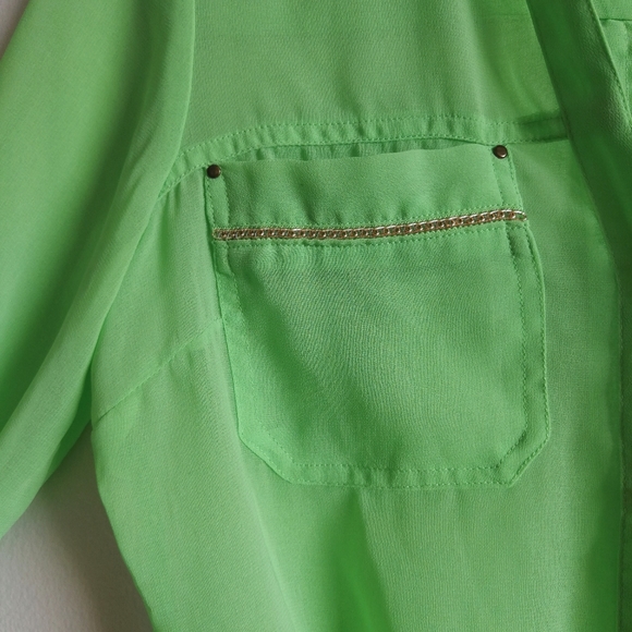 ❤️[3/$35] DYNAMITE Lime Green Sheer Tie Blouse - Picture 3 of 8